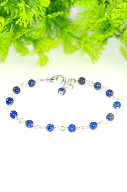 Close up of 4mm Lapis Lazuli Link Chain Anklet.