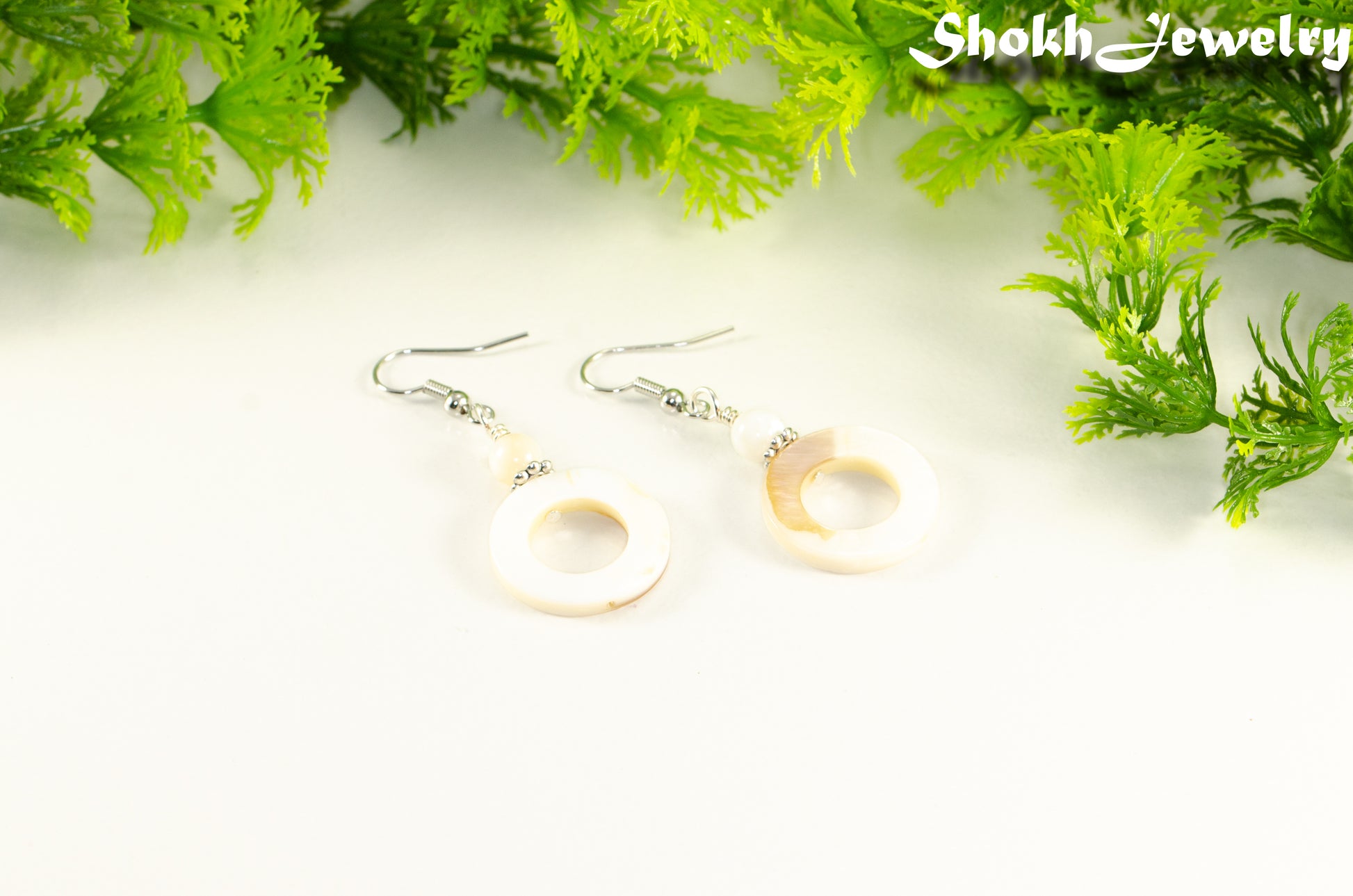 White Doughnut Seashell Earrings.